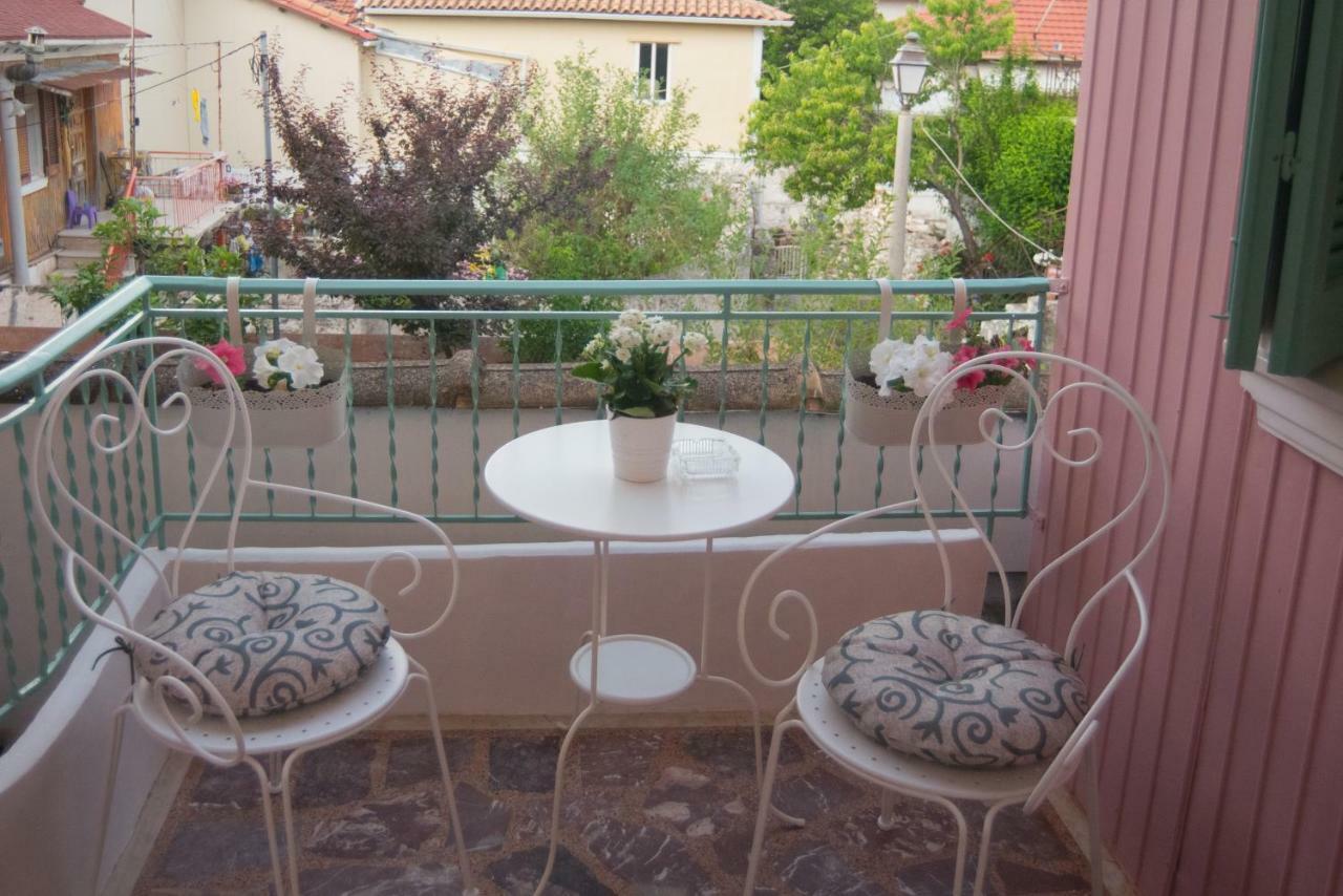 Appartement La Casa Rosa à Lefkáda Extérieur photo